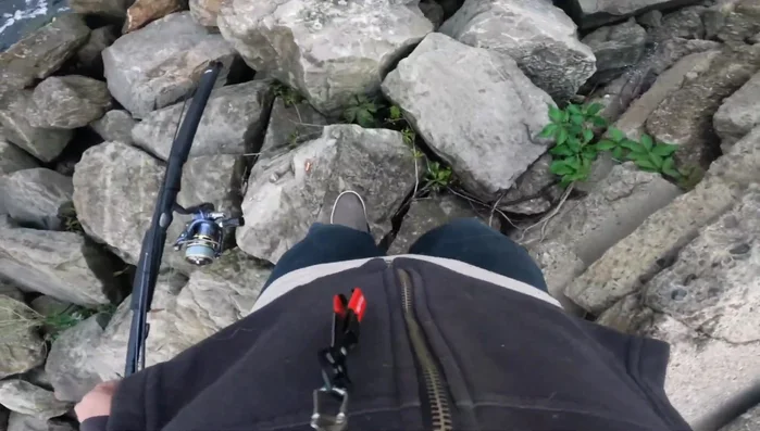 Feedback on boot tread and suggests improvements for high mud travel.