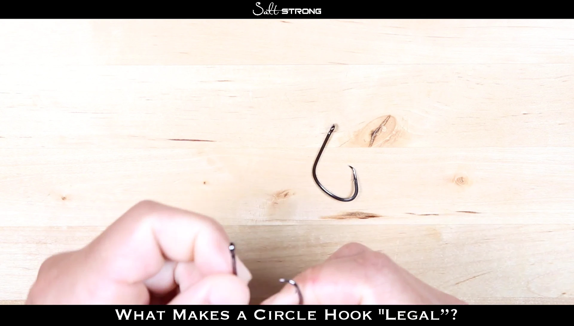 Example of a legal inline circle hook