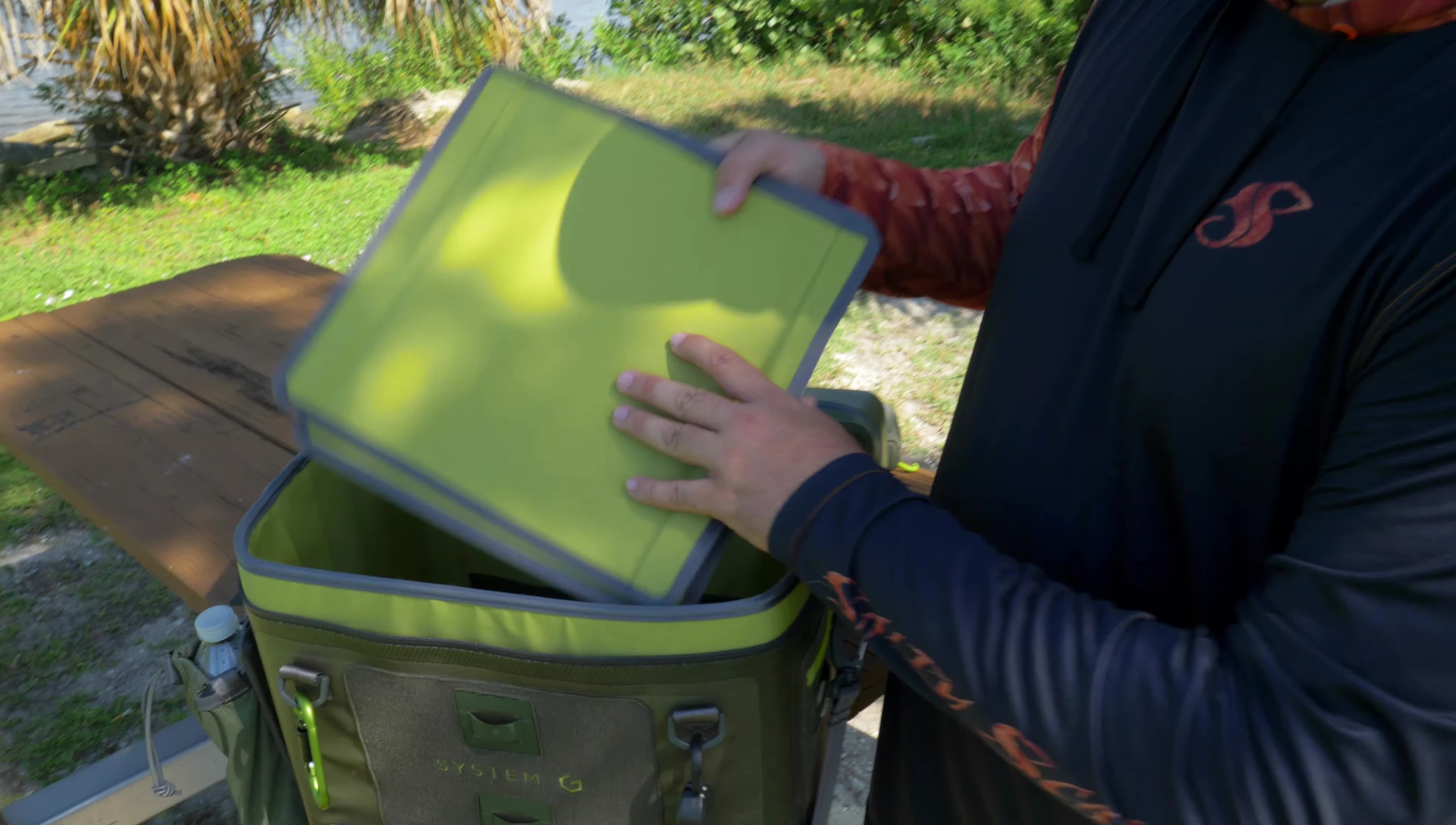 The interior of the Cora tackle box with the removable dividers.